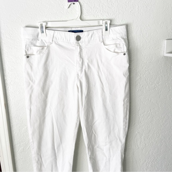 Democracy Jeans Women's 12 White Absolution Skinny Preppy Summer Minimalist - Picture 2 of 7